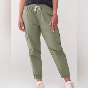Vuori Birch Joggers, Olive, Size XS